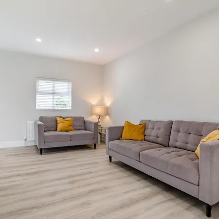 3 Bed In Tomnahealy Little Oc-t32392