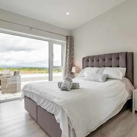 Дом отдыха 3 Bed In Tomnahealy Little Oc-t32392 *